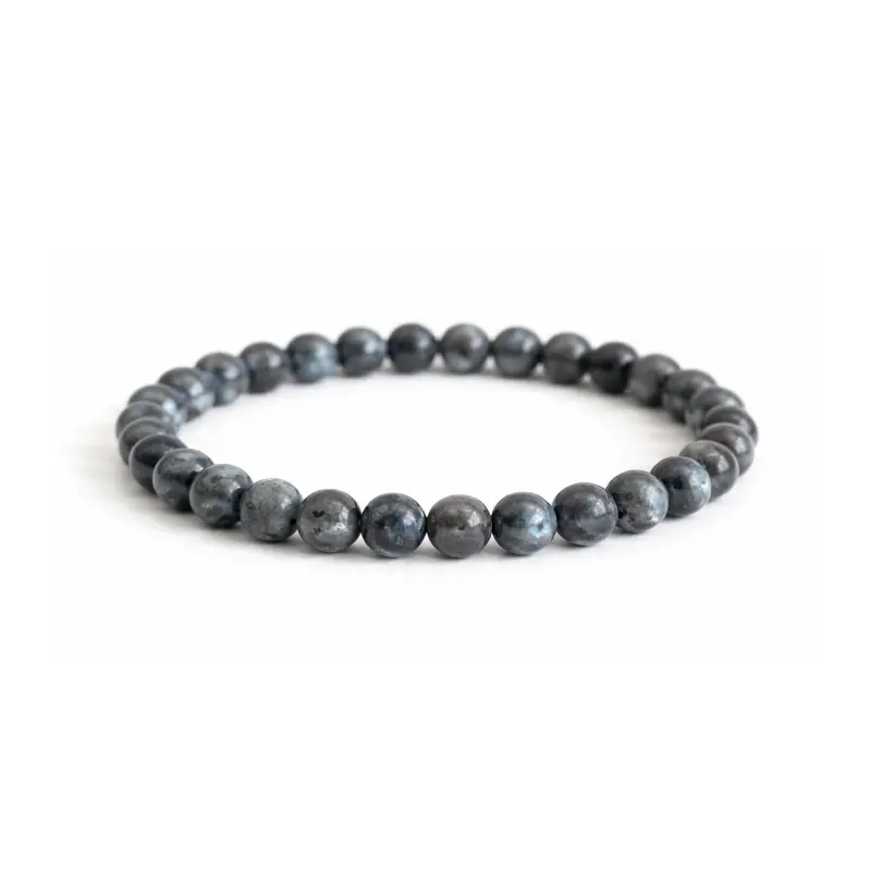 Bracelet en Larvikite – Pierre de protection et d’ancrage -pierres naturelles – perles de 6 mm- Couleur gris foncé avec reflets argentés- nature-ailes.fr
